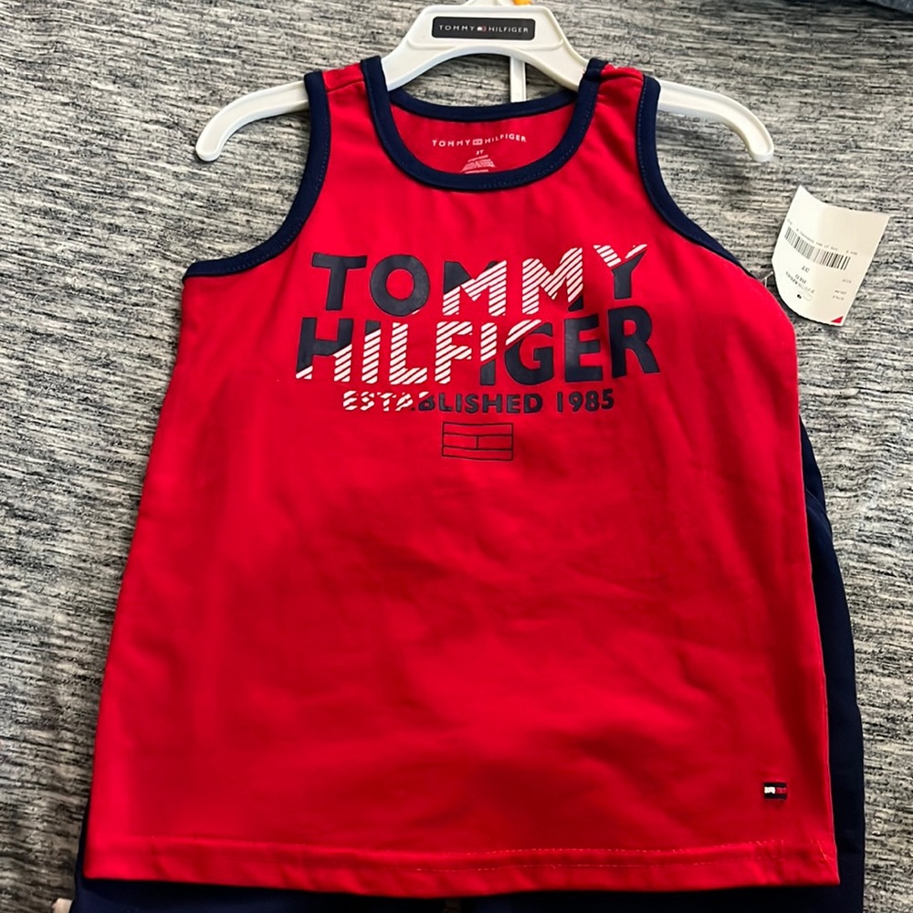 Tommy Hilfiger set
